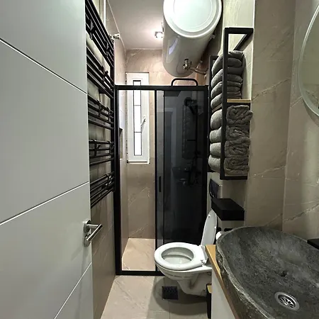 Elegance Apartment *